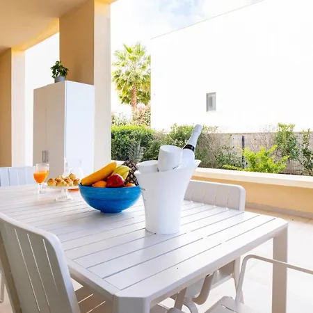 Terrazza & Golf Картейра